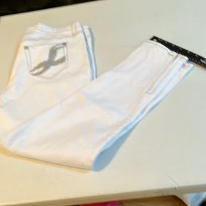 LL COOL J  size 11 white cropped  skinny jeans with distressed denim stretch